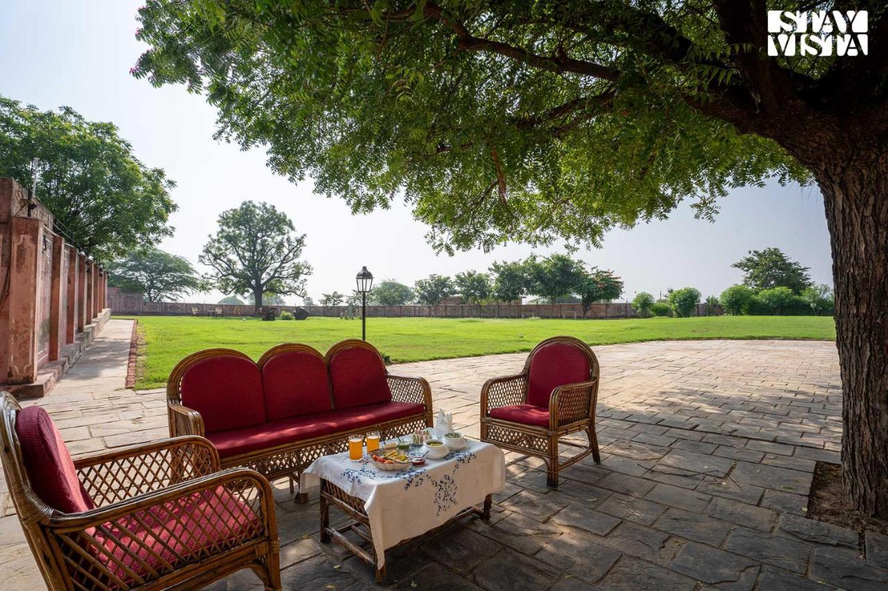 Jaipura Garh: Traditional Charm With Spacious Grounds And Activities Jaipur